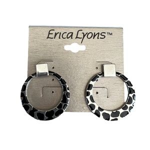 🍭4/$20 Erica Lyons silver tone animal print earrings NWT